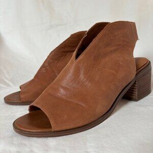 Lucky Brand Talyni Open Sling Back Block Heel Sandal in Latte Size 10M